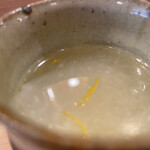 登喜和鮨 - 蕪と鯛出汁のスープ