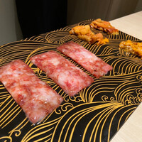 横浜 うしみつ - 雲丹ドッグの材料