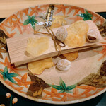 Kaishoku Satsuki - お魚の焼き方が珍しい！野菜チップスに銀杏の揚げたもの