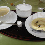 ベーカリーカフェ 江戸屋 - ケーキセット