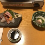 季の邸 鍋田川 - 蟹味噌とお造り