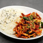 イカ炒め丼 イカ炒め丼