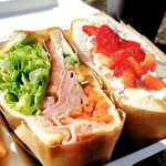 Sandwich Deli Kitchen Coco - BLT&つぶつぶフルーツ