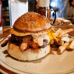 HYOE'S BURGERS + FRIES - 