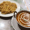 Dhipu Kare Hausu - 豆カレー "Dal Curry"，ガーリックライス "Garlic Rice"