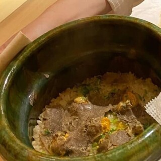 旬を感じられるコースはおまかせ一本