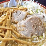 関屋 福来亭 - チャーシューメンマラーメン（ネギトッピング）