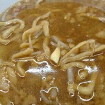 麺でる - これは歯ではありません！ニンニクです！(;^ω^)