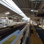 麺でる - ホームドアついたんだね！