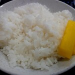 なか - ライス(230円税込)