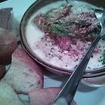 熱々の牡蠣のクリームグラタン