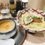 ラーメン専科 竹末食堂 - 