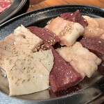 焼肉ホルモンだるま - だるまホルモン盛り