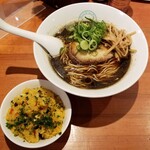 麺屋 六感堂 - 山椒ブラック＋チャコ飯