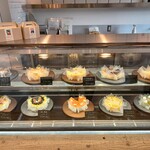 Matsumoto - 店内のショーケース