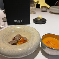 ベージュ アラン・デュカス 東京 - 