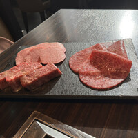 焼肉うしごろ 銀座並木通り店 - タンしゃぶ、厚切り上ハラミ、赤身