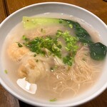 香港麺 新記 - 雲呑麺