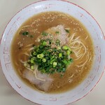 基峰 - らーめん(550円)