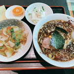 Chuugoku Ryouri Ryuu En - ラーメンと中カ丼セット　850円