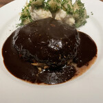 洋食 泉 - ビーフハンバーグステーキ