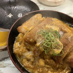 金龍食堂 - カツ丼