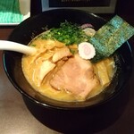 おおぜき中華そば店 - 豚骨ラーメン