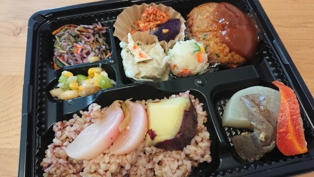 移転】ベジタリアン料理弁当 香色茶坊 （コウシキサボウ） - つくば