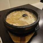 韓国家庭料理チェゴヤ - 沸騰してる参鶏湯