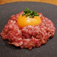焼肉 ちゃんぷ 吉祥寺店 - 和牛ユッケ