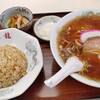 中華飯店 北龍 - 半チャーハンとラーメン　820円　