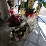 生パスタの店 モノン - お祝いの花