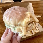 MASAJIRO BURGER - 【とろとろチーズ＆ポテト 750円(税込)】とろチーバーガーはできたてで食べたいですね〜