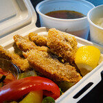 ブルーワーカーズヤード - ランチプレート：牛カツ特製サルサソース弁当