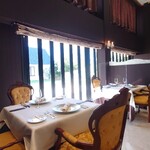 シャトー　ラ・パルム・ドール - 店内