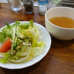 西洋料理杉山亭 - サラダとコンソメ