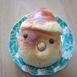 Happa Nekko Bekari - サンタさん１５０円、期間限定のサンタクロースの顔をしたミルククリームのメロンパンです。
       