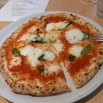 ピッツェリア ノラ - シンプルで基本がしっかりしたピザ