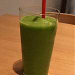 ゲートカフェ - 洋梨＆パイナップルと小松菜のスムージー　680円