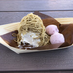 ミッブタウン - モンブラン断面。中はアイスクリーム。