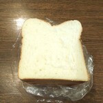 Hajimarino Shokupan - 始まりのプレーン 食パン 断面 (2021.11.27)