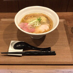 ラーメン 健やか - こちらも綺麗なビジュアル。