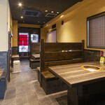 焼肉小屋 いなかもん - 内観