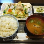 居酒屋じゅん - 肉野菜炒め定食　780円