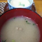 Genkai Zushi - 貝汁に茶碗蒸し  付いてます