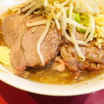 ラーメン二郎 - この日の豚