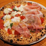 Pizzeria&Trattoria GONZO - プロシュート エ ルッコラ