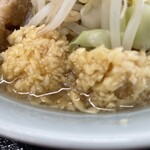 ラーメン もっけだの - ラーメン普通ニンニクマシマシヤサイマシのニンニク