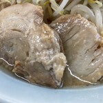 ラーメン もっけだの - ラーメン普通ニンニクマシマシヤサイマシの豚