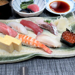 Japanese cuisine  Karatsu - 握壽司6貫、軍艦壽司1卷、玉子